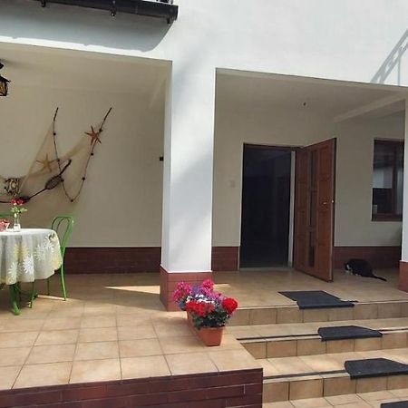 Akama Rewal Hotel Exterior photo